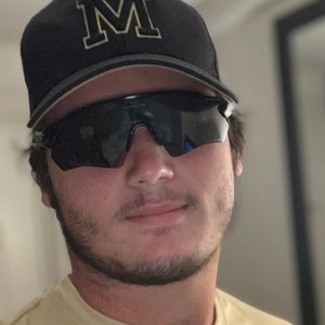 Meet your Posher, Tanner